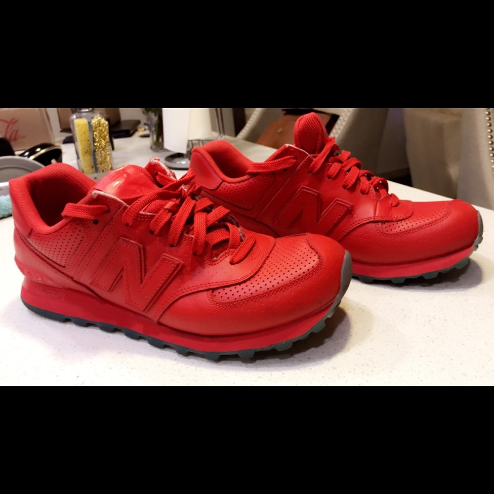 RED NEW BALANCE SNEAKERS BUBBLEGUM BOTTOMS!